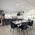 Bura Villa