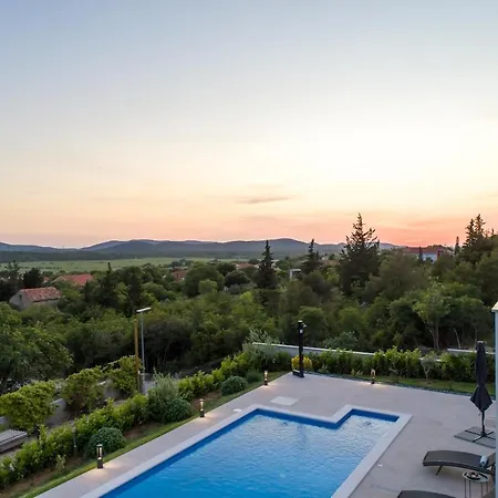 Bura Villa *