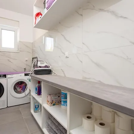 Bura Villa Stankovci (Zadar)