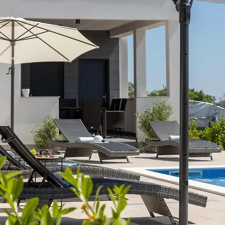 Bura Villa Stankovci (Zadar)